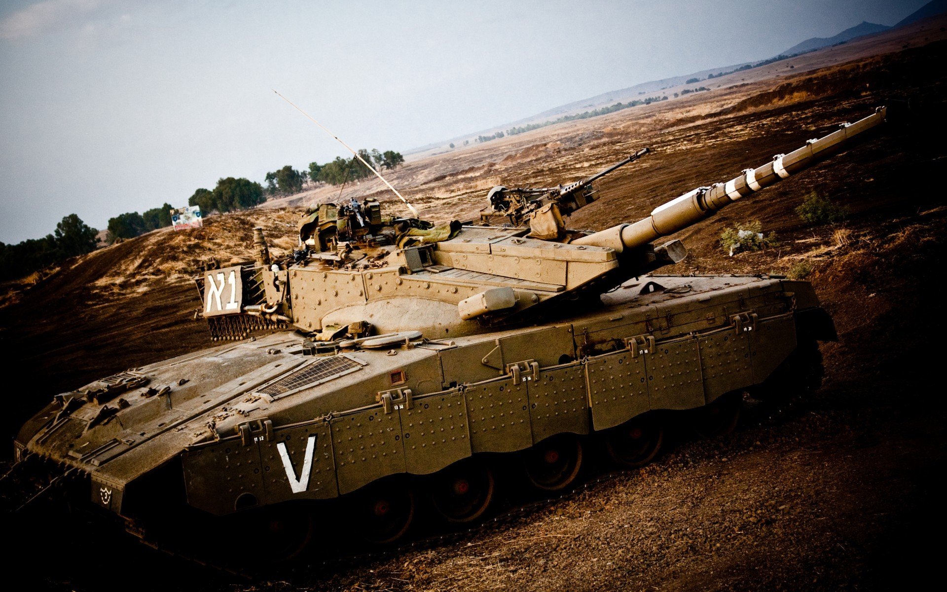 东亚杯国足爆冷 球迷呼吁调整阵容,国足东亚杯比赛直播